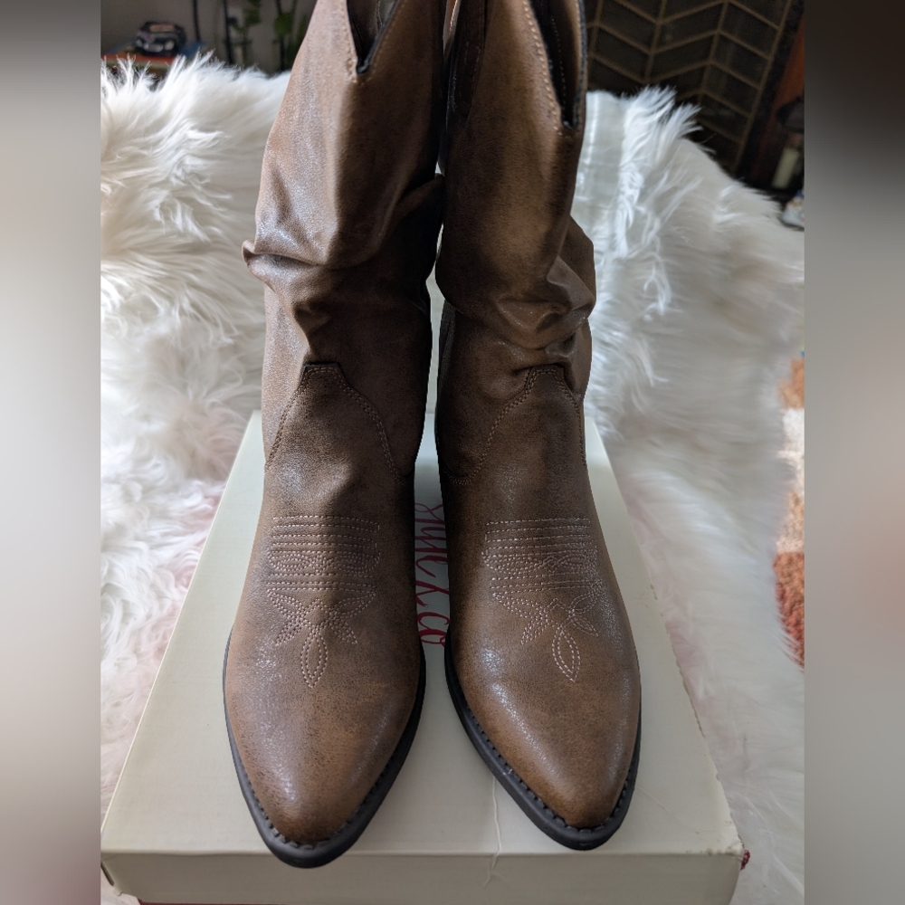 Style & Co. Brown Slouchy Western Boots - Picture 6 of 10